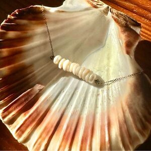 Hawaiian seashell gold plated choker necklace